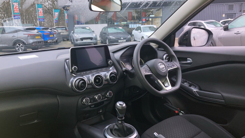 Nissan Juke 1.0 DiG-T 114 Acenta 5dr Petrol Hatchback